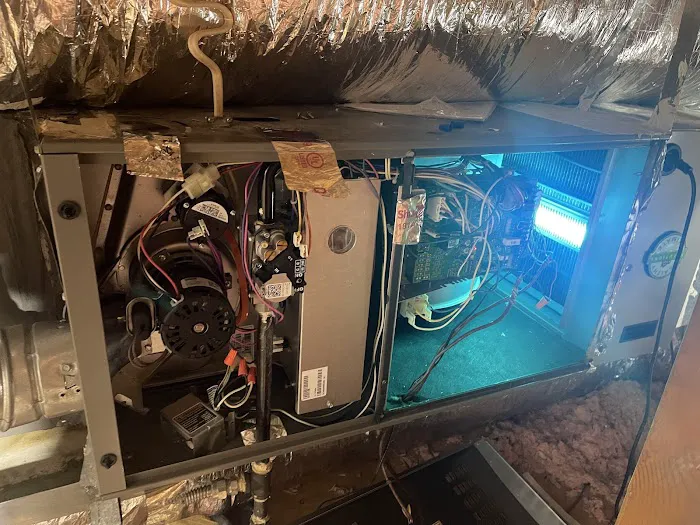 HERITAGE AIR AND HEAT LLC. Picture 5