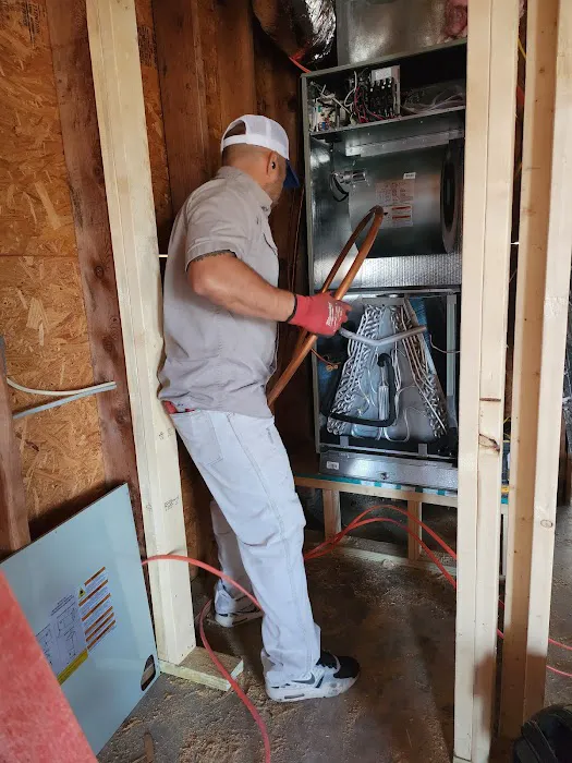 LENARI A/C AND REFRIGERATION Picture 2