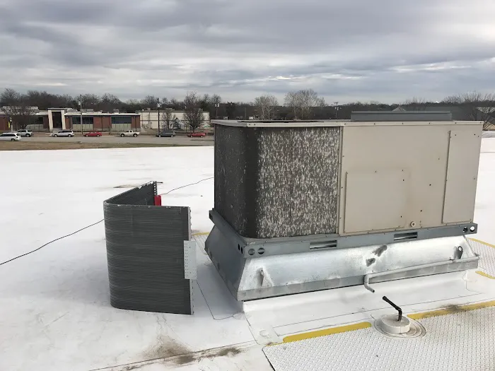 Dub's Heating and Air Picture 9