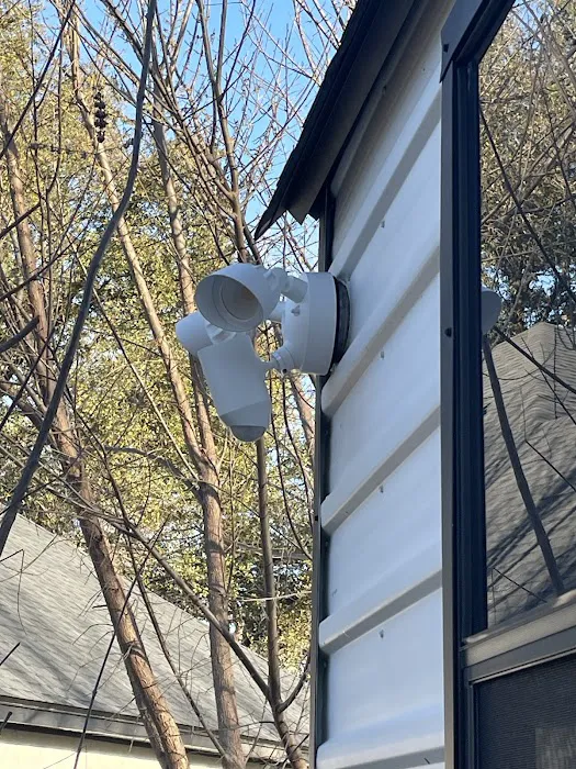 Tarrant Electric & Air Picture 7