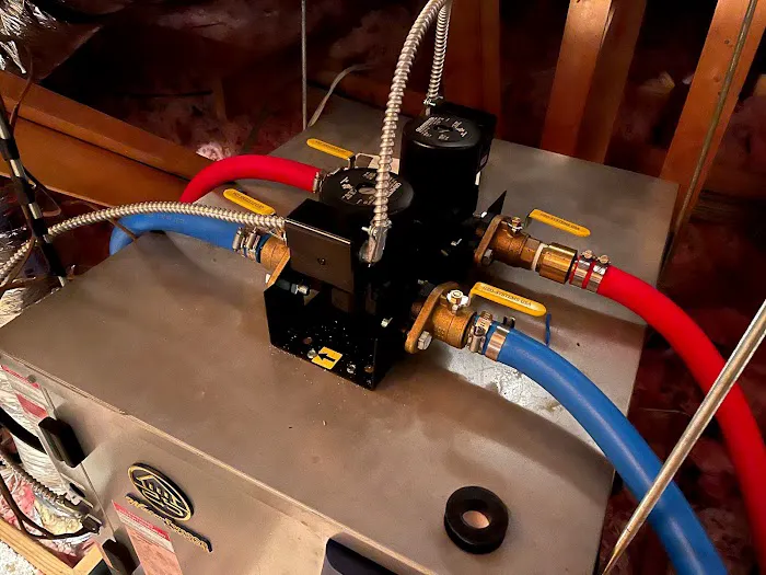 R&R Environmental Mechanical AC & Heating Picture 4