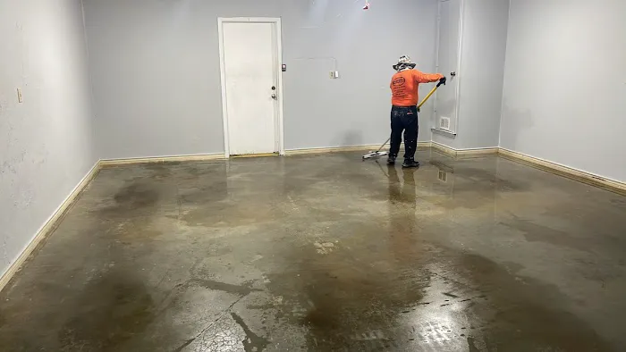 Lets fix it Dallas Picture 8