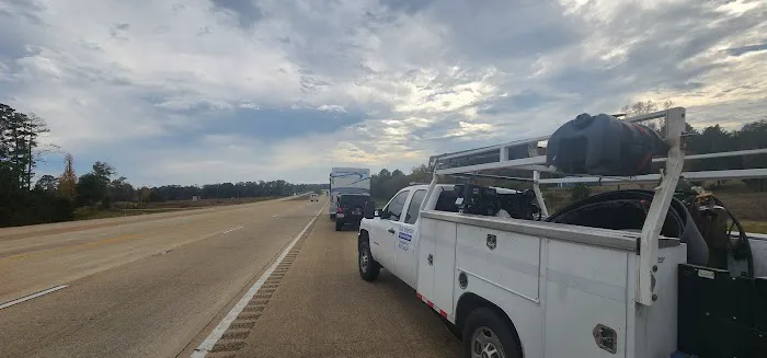 Scott's Refrigeration Truck Trailer and Tires Picture 8