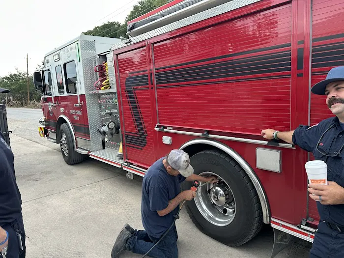 Riverhills Automotive Services Center Picture 1