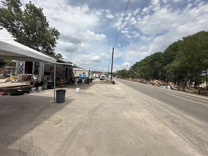 Riverhills Automotive Services Center Picture 4