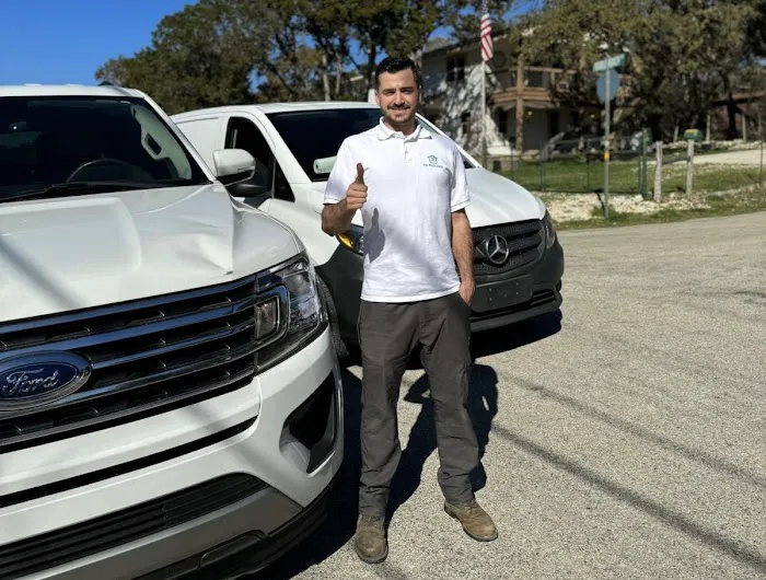 TX Builder, Attic Insulation & Air Duct Cleaning Specialist Picture 4