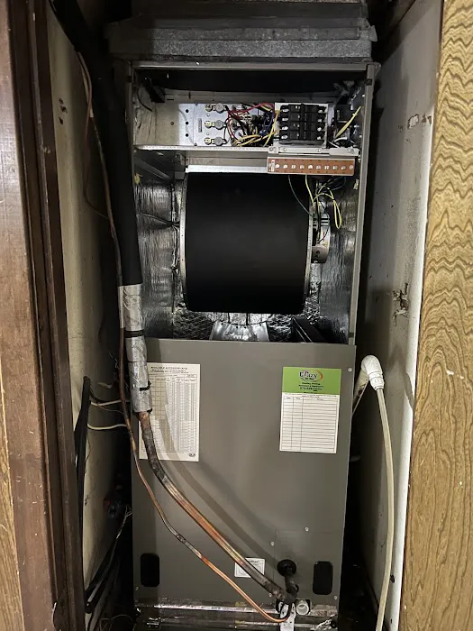 Crazy AC Guy Picture 8