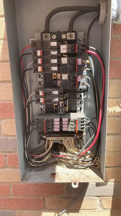 Milestone Electric, A/C, & Plumbing Picture 8