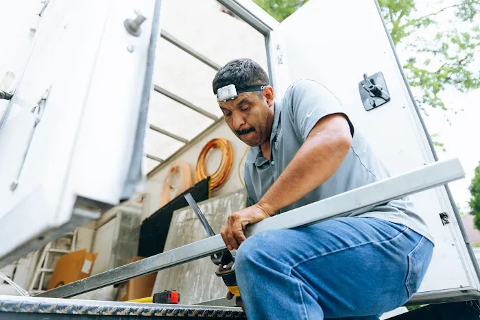 Moss Heating & Cooling Picture 3