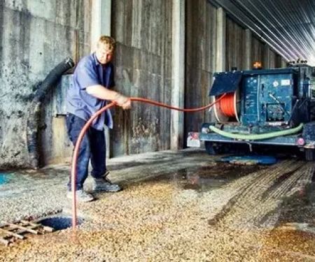 Aqua Blast Craftsmen