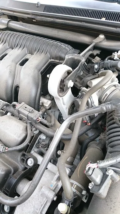 Fort Worth Auto Garage Picture 5