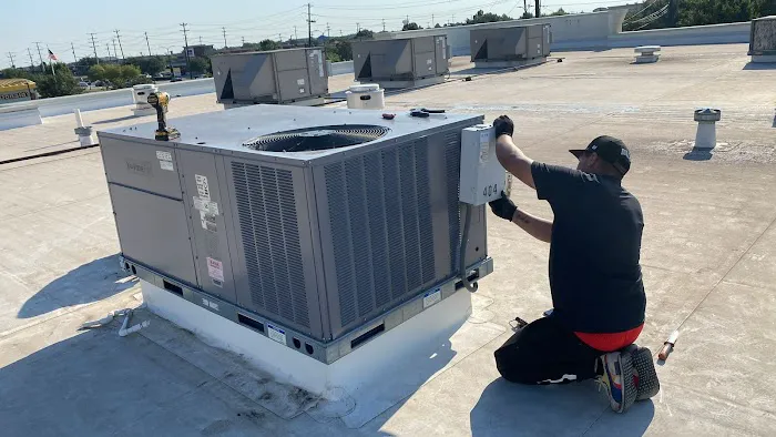 HVAC MAX SOLUTIONS LLC Picture 5