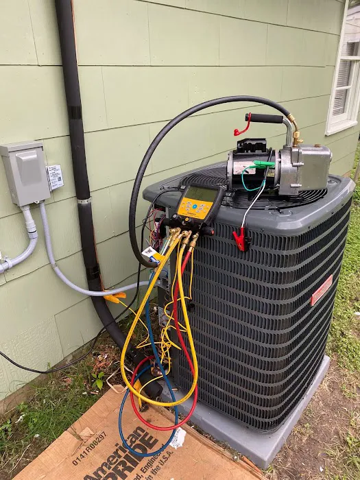 HVAC MAX SOLUTIONS LLC Picture 1