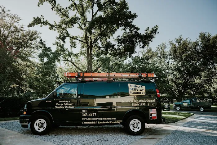 Public Service Plumbers Picture 3