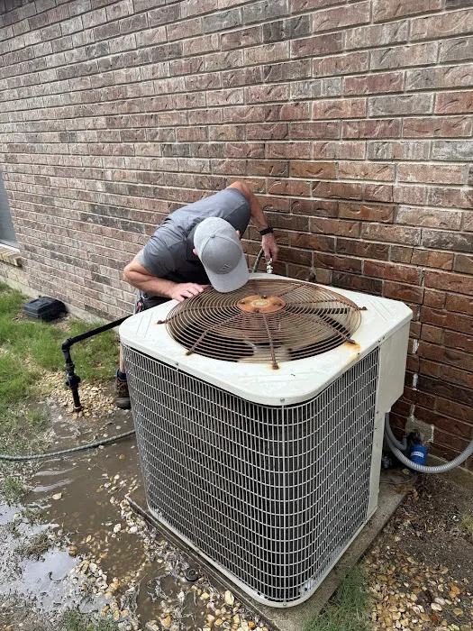 Kelly's Heating and Air Picture 4