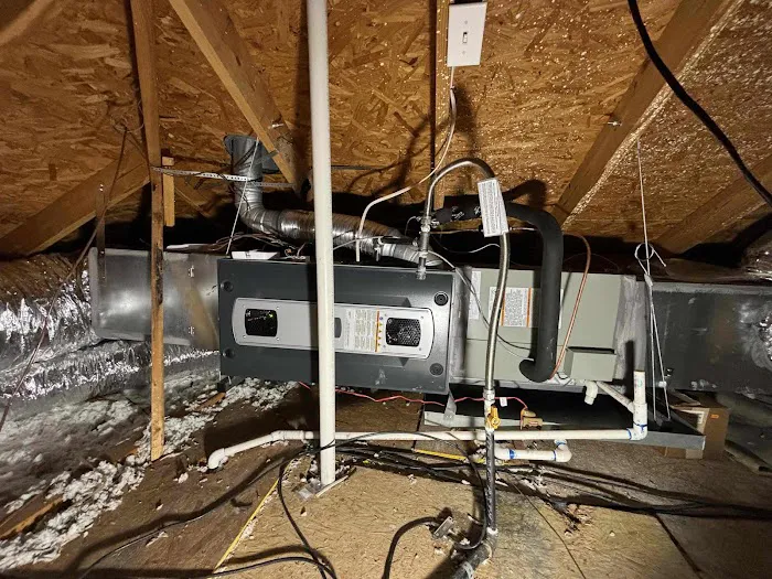 DT Air Conditioning & Heating Picture 3