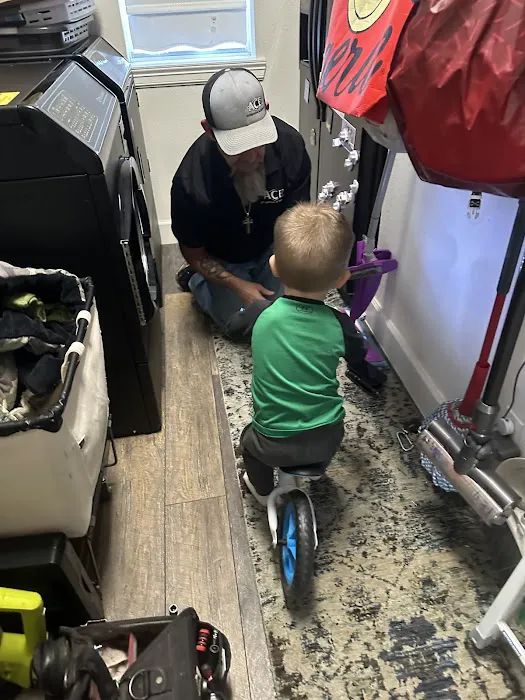 Ace Refrigeration and Appliance Repair Picture 2