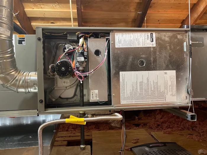 MR Air Solutions Picture 4