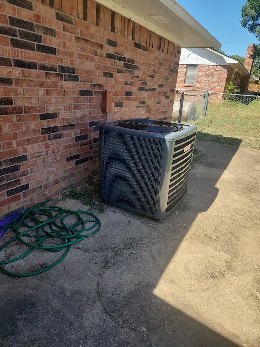 Hunter Super Techs: HVAC, Plumbing and Electrical Services in Durant OK Picture 3