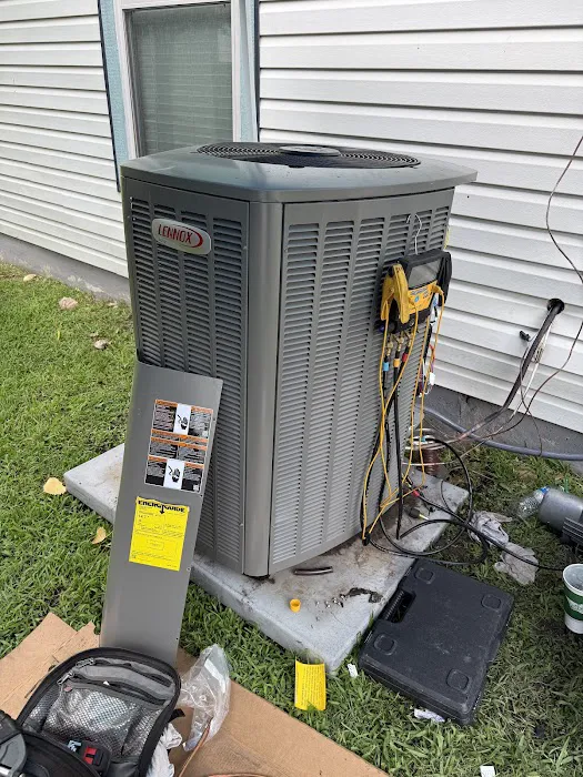 Hunter Super Techs: HVAC, Plumbing and Electrical Services in Durant OK Picture 2