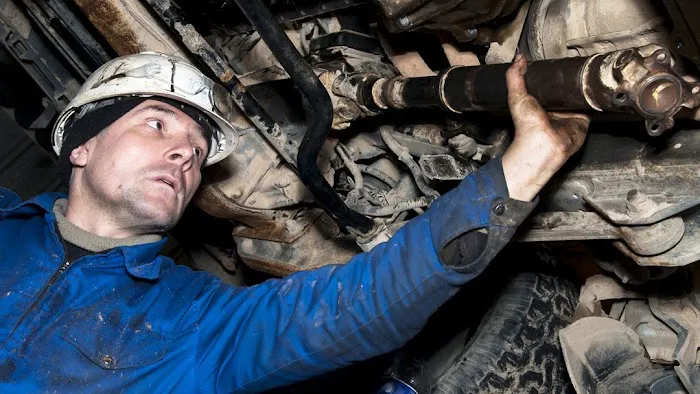 Loftis Auto Service & Repair LLC Picture 9