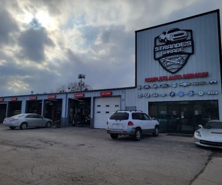 Strandes Garage