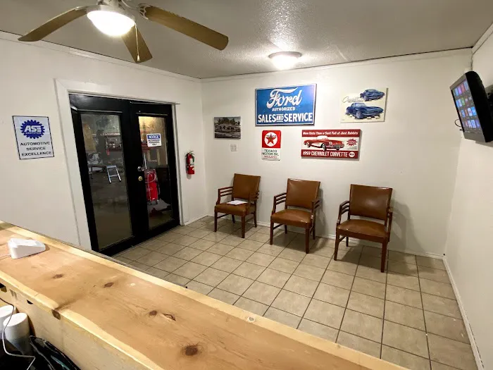 Sanchez Auto Clinic Picture 7