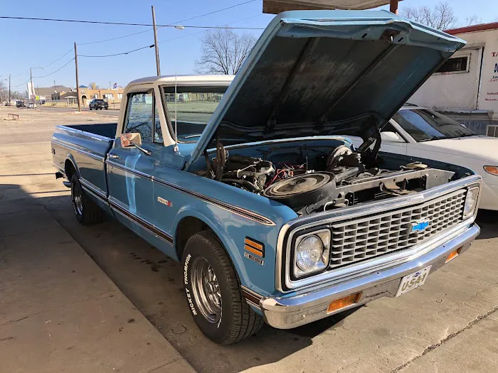 SALAS AUTO REPAIR Picture 8