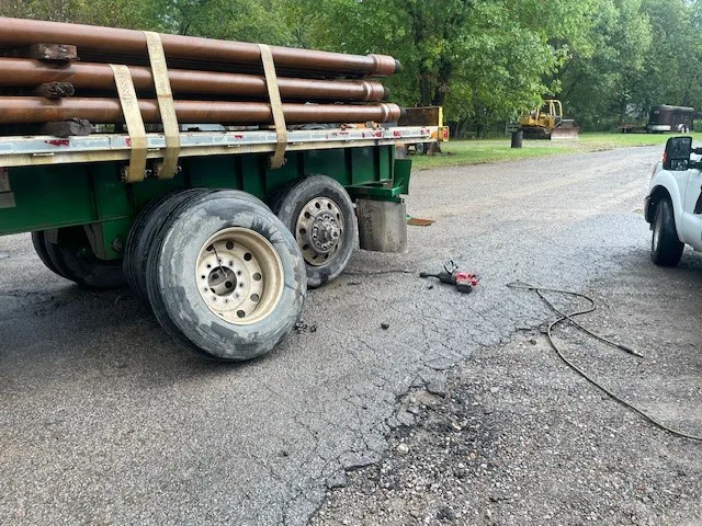 Highway 64 Truck and Trailer Repair Picture 3