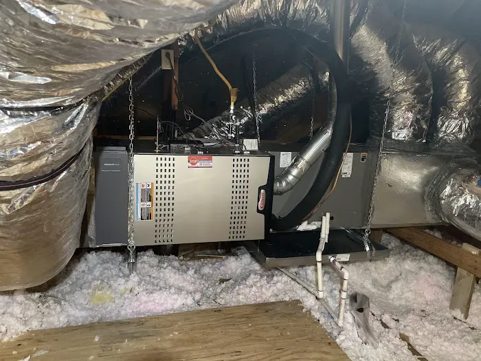 Lightfoot Plumbing, Heating, Air & Electrical Picture 2