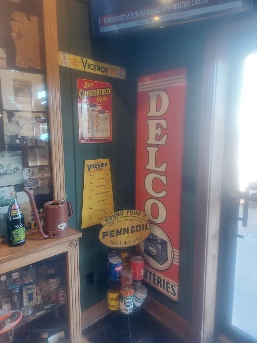 Hunter's Oil Depot Picture 3