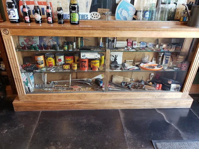 Hunter's Oil Depot Picture 2