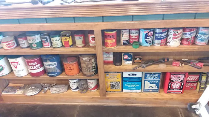 Hunter's Oil Depot Picture 10