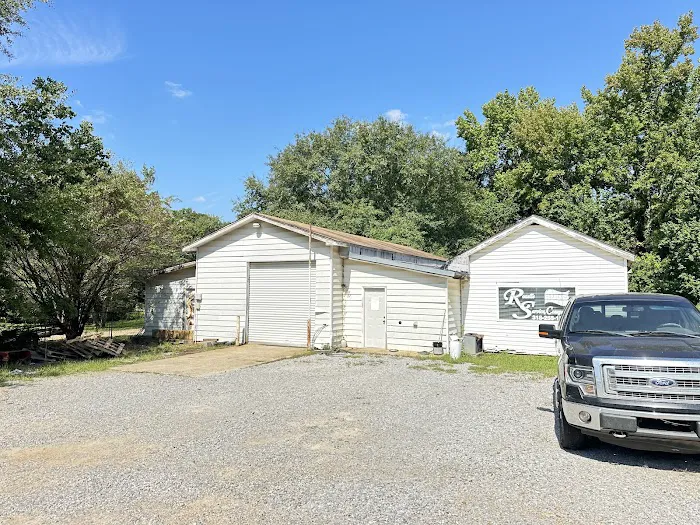 Rozelle Service Company, LLC Picture 1