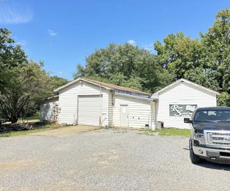 Rozelle Service Company, LLC