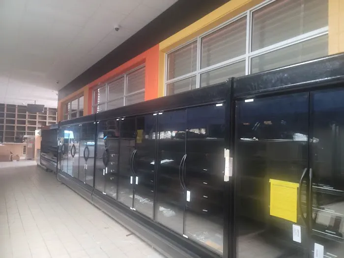 Mills Commercial Refrigeration Picture 2