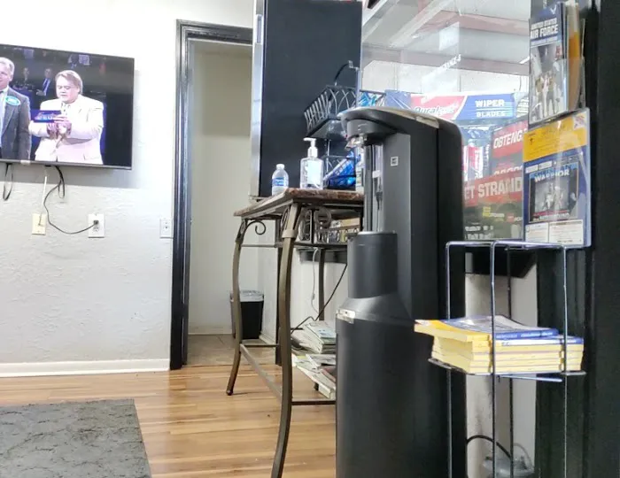 Falls Town Auto Picture 7