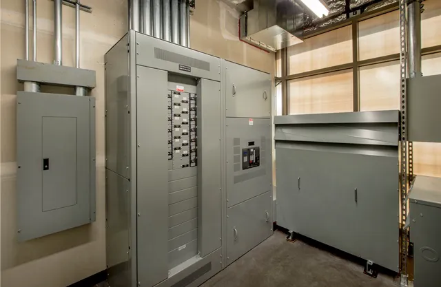 Watson Electric & HVAC Picture 3