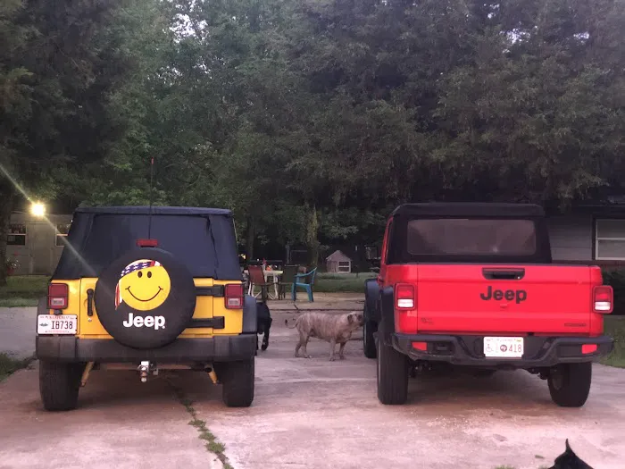 Ken's garage Picture 3