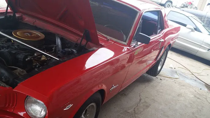 Pippins Auto Repair Picture 8