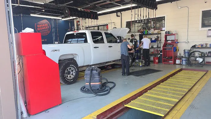 Grease Monkey Picture 2