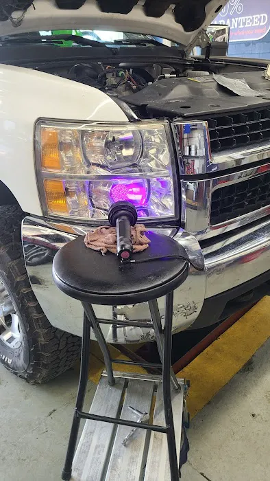 Grease Monkey Picture 3