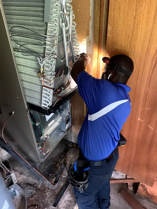 Royal Blue Hill Heat and Air Inc Picture 2