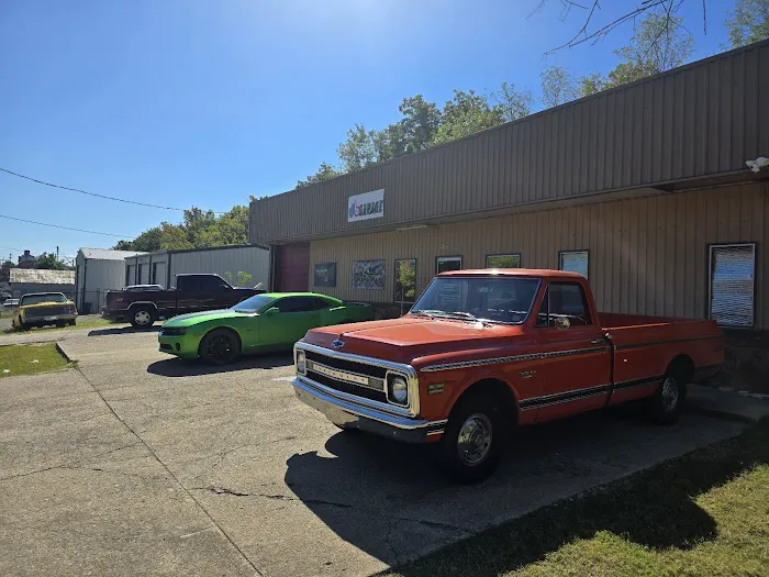 DBGarage LLC Picture 10