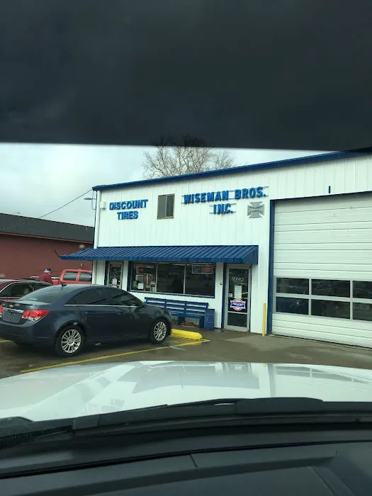 Discount Tires - East Picture 1