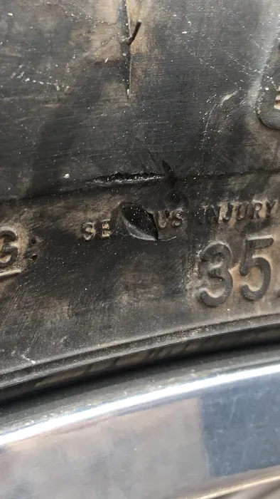 Discount Tires - East Picture 7