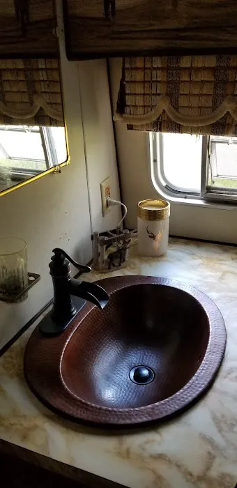 Doc's Mobile RV Service Picture 7