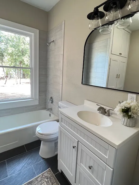 Earl's Plumbing & Air Picture 4