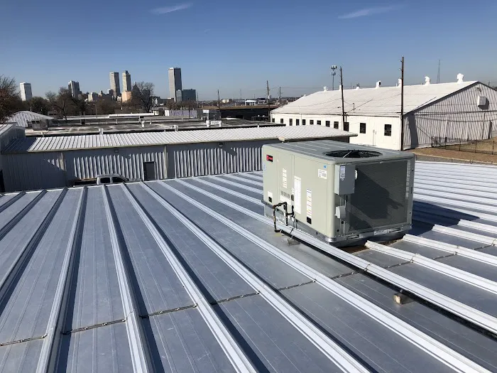 Robison Air Picture 1