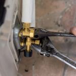 Experts Explain How to Fix Air Conditioning Leaks Like a Pro